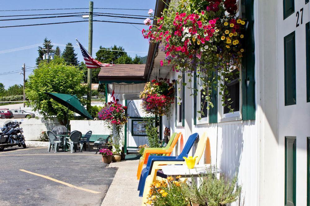 Creston Valley Motel Exterior photo